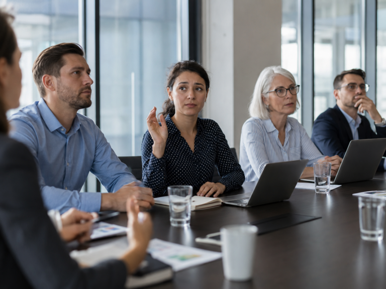 Syndrome de l&rsquo;imposteur au travail : sortir du piège